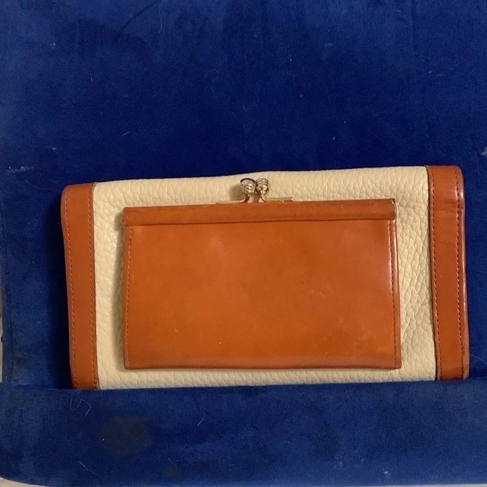 Vintage Dooney and Bourke fold wallet